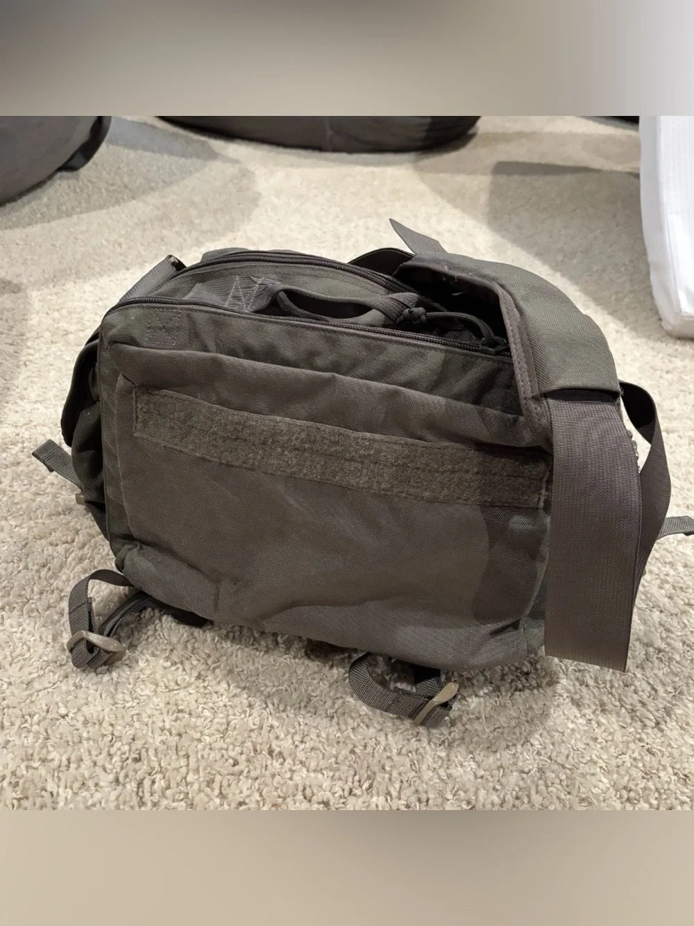 Eagle Industries E&E Tactical Bag + 5 Maxpedition Pouches + Speed Clips Gear Lot